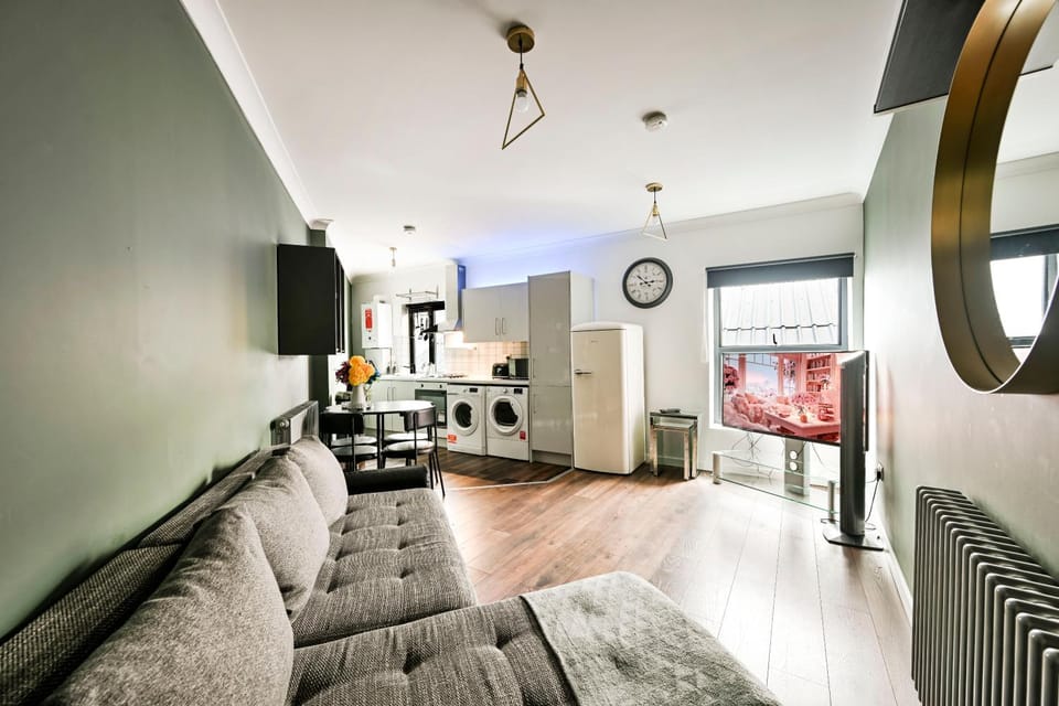 Bright & Modern Apartment in Hackney Wick E3 Apartment in London Borough of Hackney