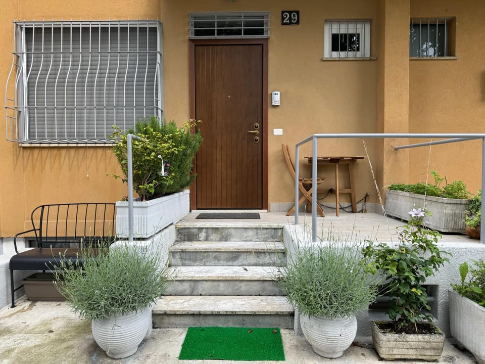 Villetta Forlanini Milano House in Milan