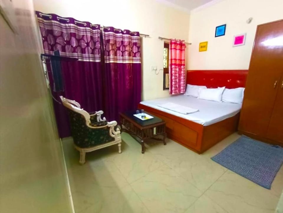 The Super Residency - Near Nizamuddin Markaz & Auliya Dargha Vacation rental in New Delhi