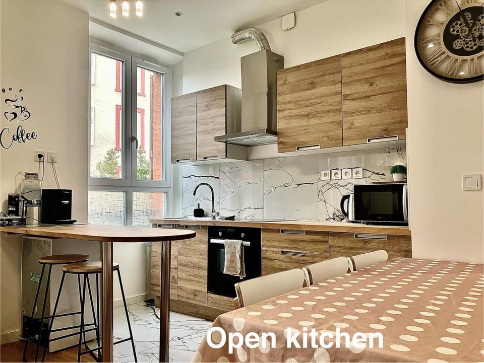 PARIS CITY-Le Raincy - Facing station - 4 to 8 Pers Apartment in Île-de-France