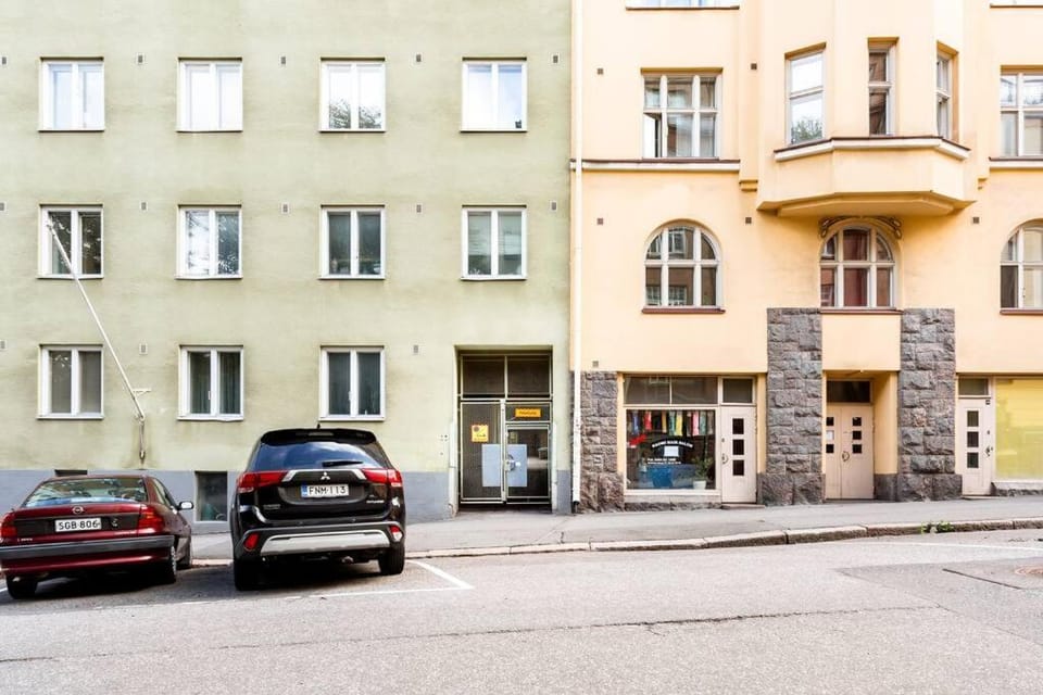 Property building, Neighbourhood, Street view, Location