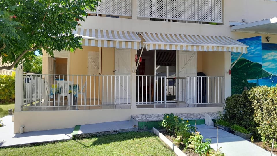 Property building, Patio