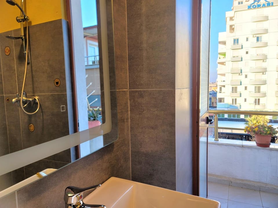 Shower, Bathroom