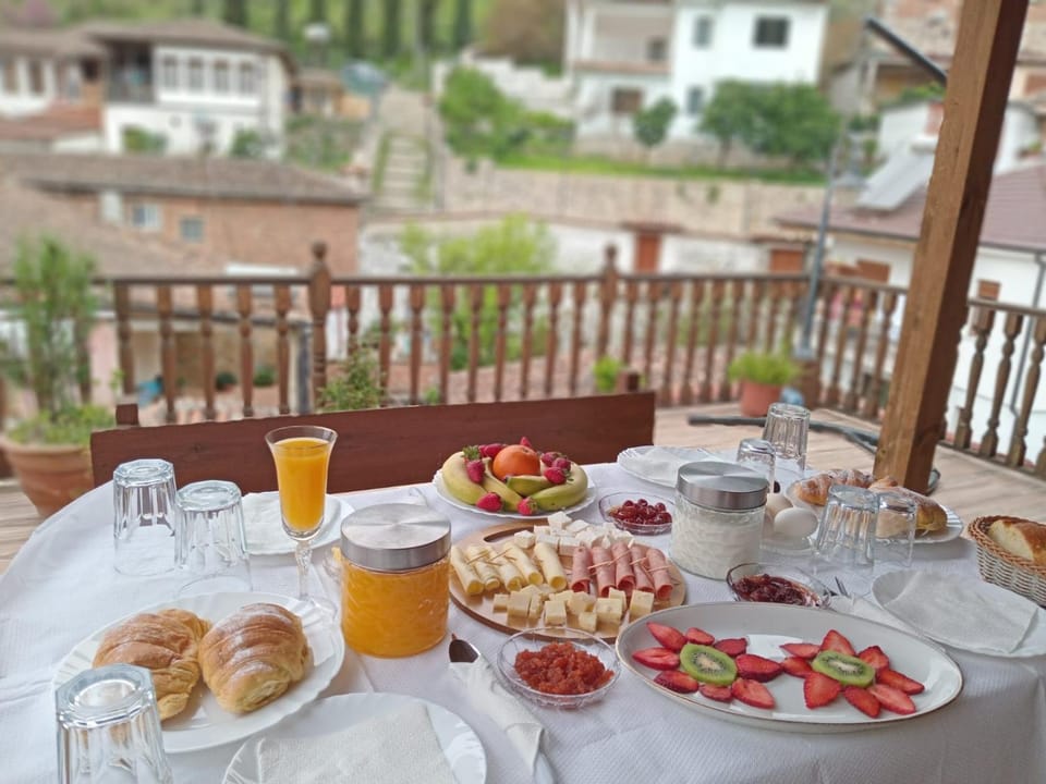 View (from property/room), Balcony/Terrace, Food and drinks, Food, Breakfast, Drinks