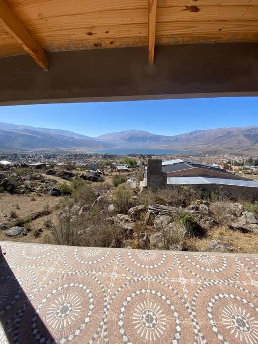 Casa en la montaña con gran vista al valle y lago House in Tucumán Province, Argentina