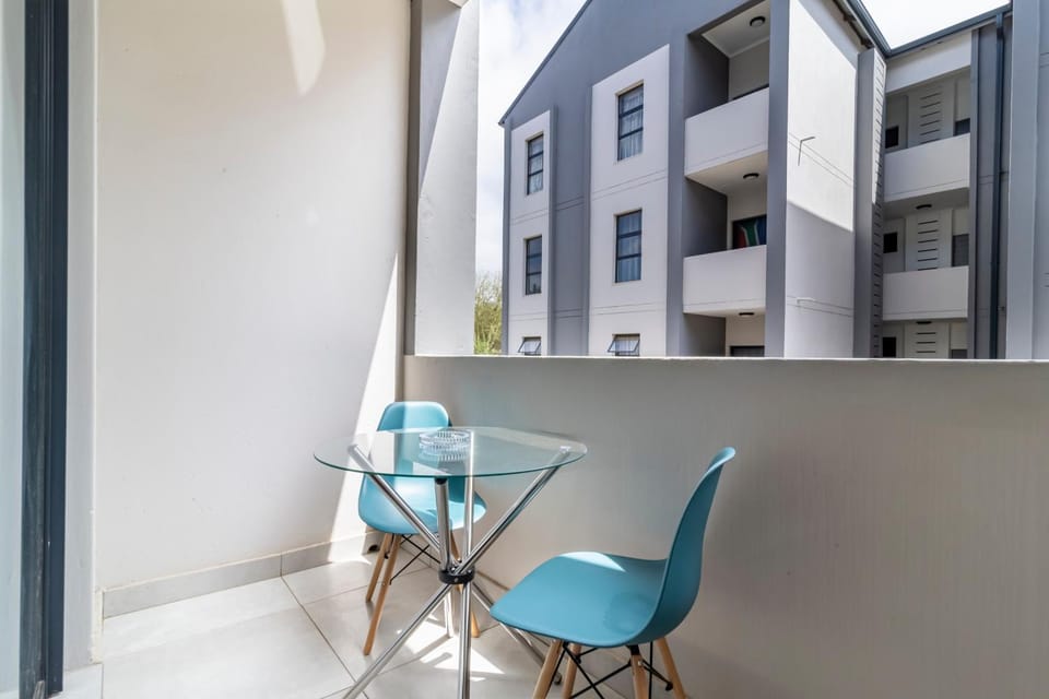 The Ace apartment @50 on lever(with backup power) Apartment in Gauteng