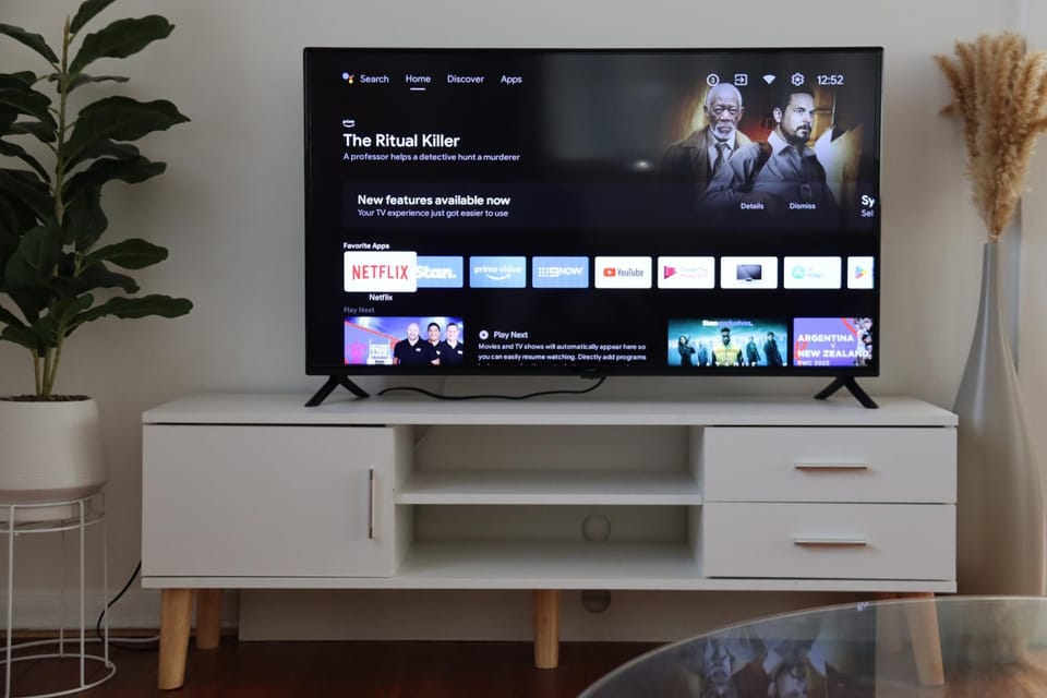 Communal lounge/ TV room, Evening entertainment