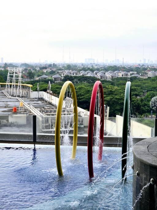Apt Transpark Bintaro Studio with Pool by Damaresa Apartment in Jakarta