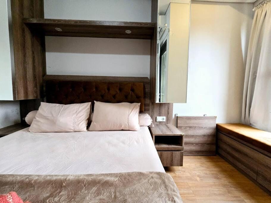 Apt Transpark Bintaro Studio with Pool by Damaresa Apartment in Jakarta