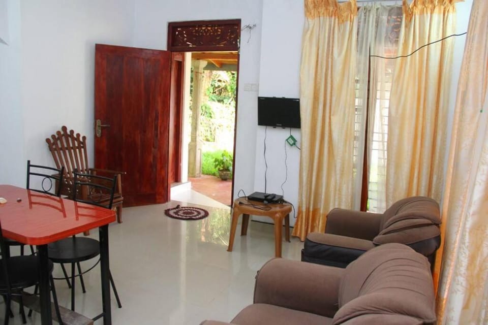 lavender villa Weligama - short/ long term rental House in Southern Province