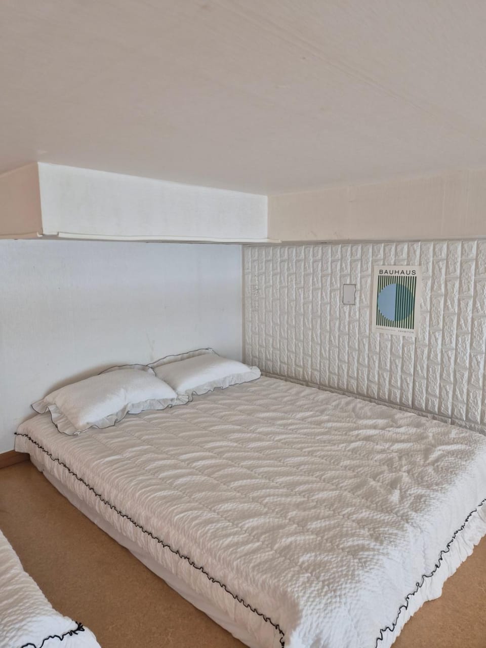 Hongdae Residence-5 1min from Hongik Uni station Exit #1 Apartment in Seoul