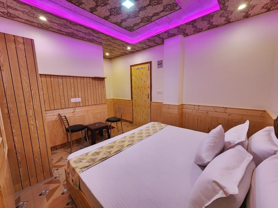 Mountain Mist Shimla Vacation rental in Shimla