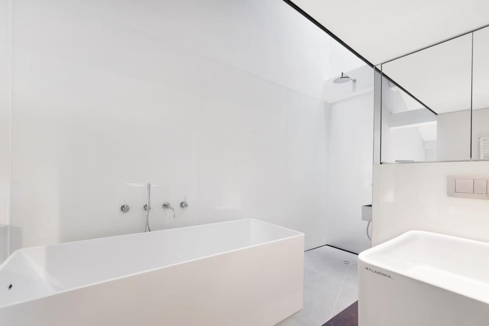 Bathroom, Bath