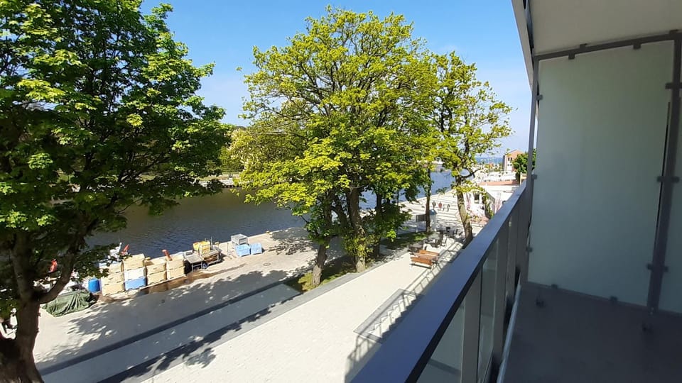 Apartament z widokiem na morze i port Apartment in West Pomeranian Voivodeship, Poland