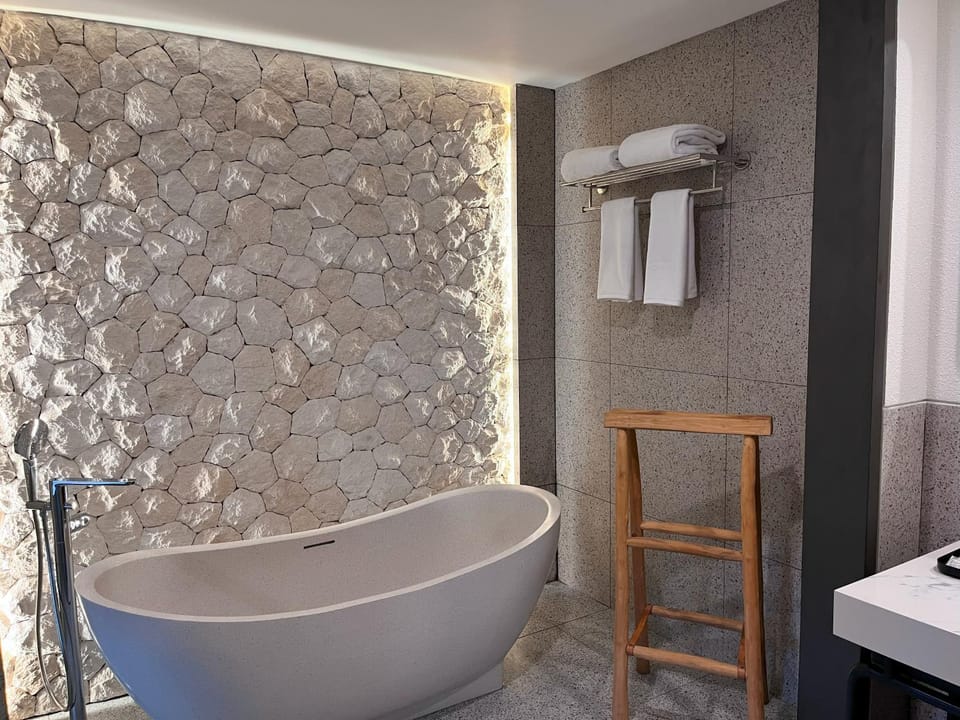 Bathroom, Bath