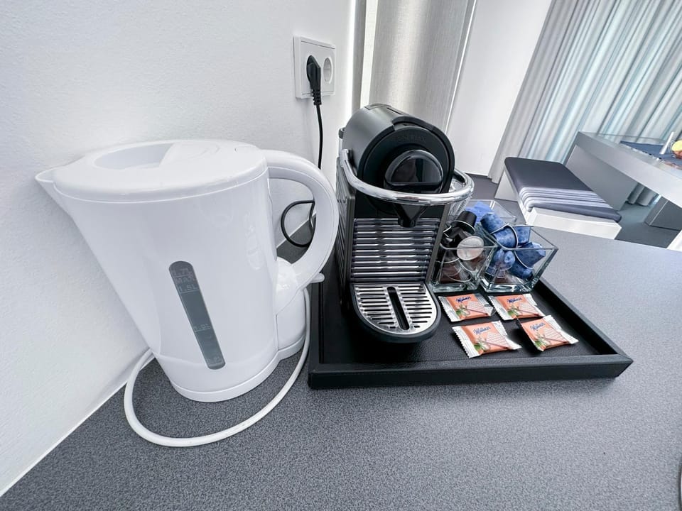 Coffee/tea facilities, Kitchen or kitchenette, Drinks