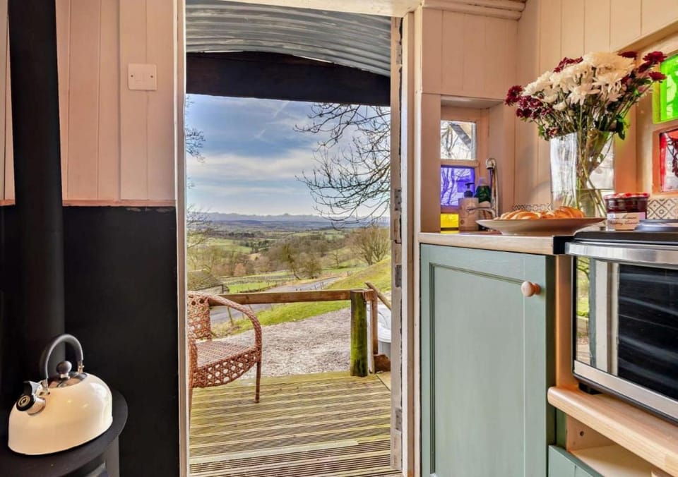 Hartington Hideaway Luxury tent in Staffordshire Moorlands District