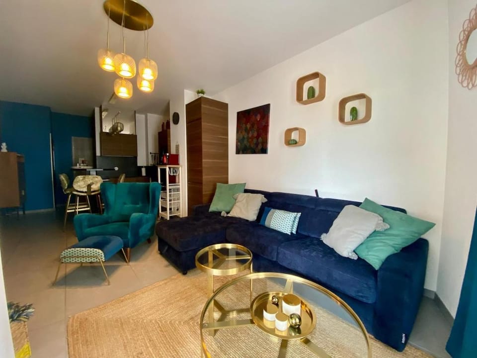 Honey - confort, proche lac avec garage Apartment in Annecy