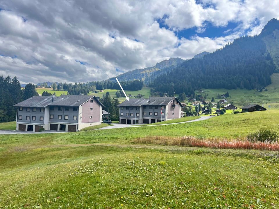 Property building, Hiking, Cycling, Autumn, Mountain view