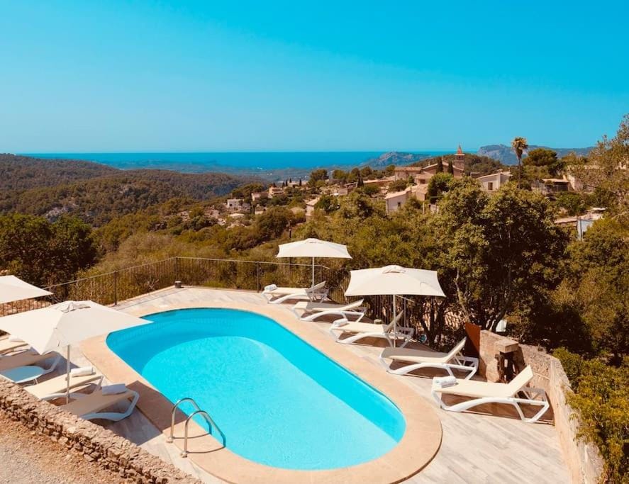 Sa Garrigueta FH, stunning views Villa in Serra de Tramuntana