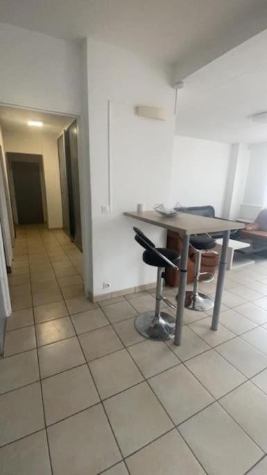 Appart de 5 chambres sur Nancy Apartment in Nancy