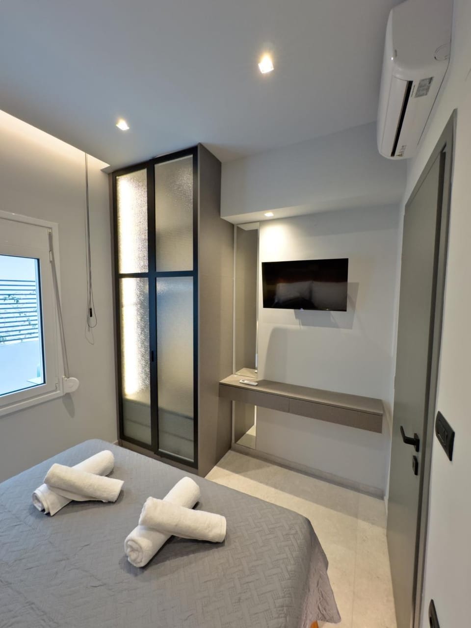 Eclipse Modern Retreat Apartment in Heraklion
