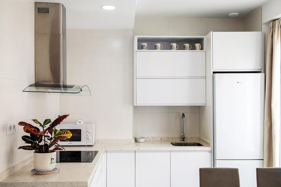 Kitchen or kitchenette, Living room