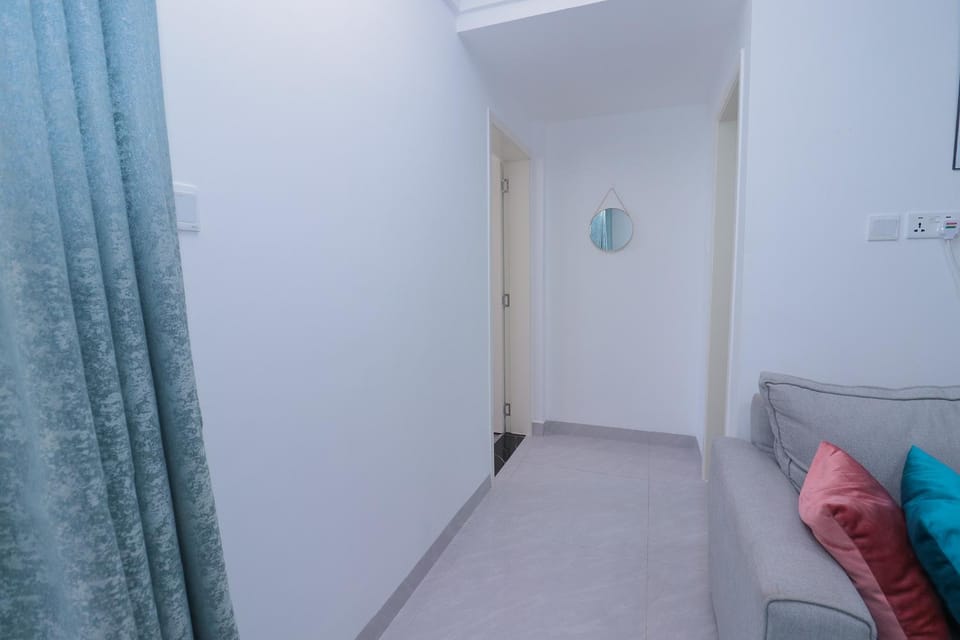 Skyline Splendor with City views, Mini Golf, Spa and Restaurant in Kilimani Nairobi Apartment in Nairobi