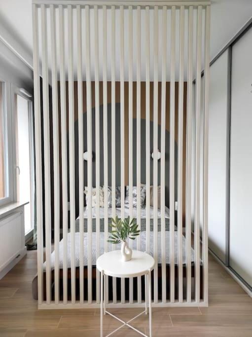 EASY RENT- Wyczółkowskiego 1, Free Parking, 24h Check-In Apartment in Poland