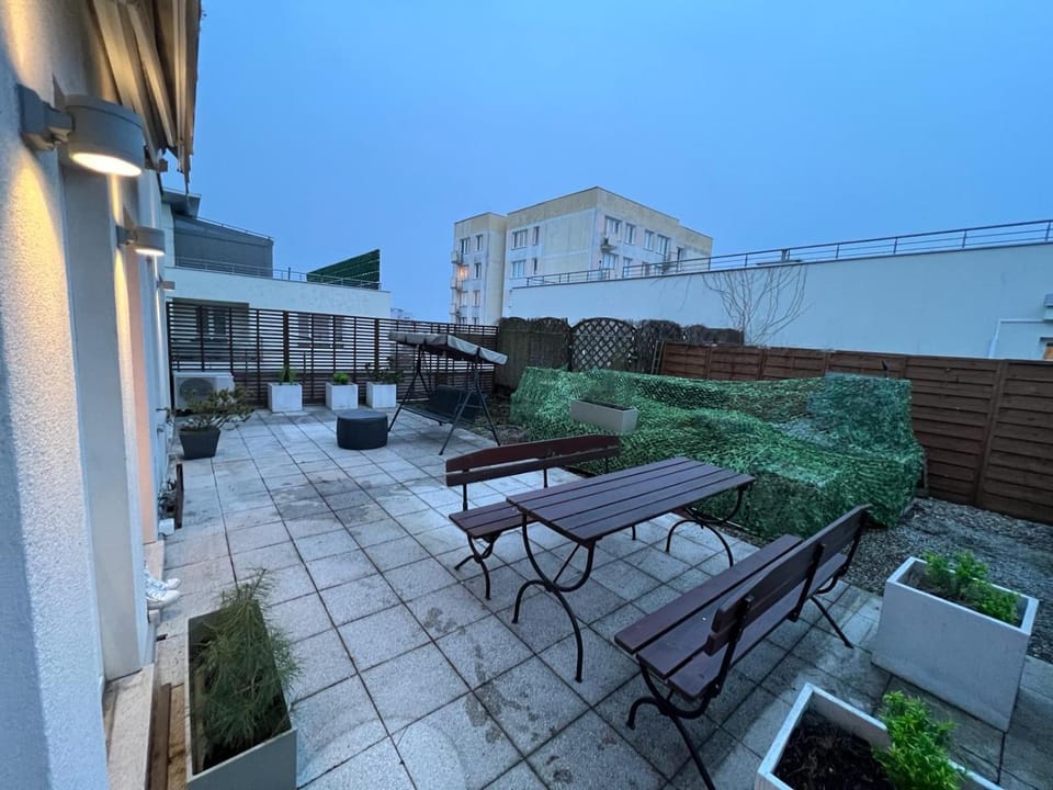 Balcony/Terrace, Balcony/Terrace, Garden view