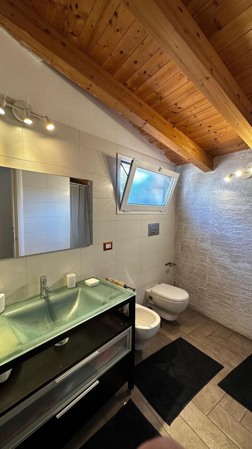 Toilet, Bathroom