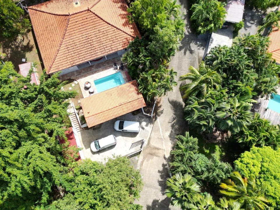 Villa Mahogany confort, spacieuse Villa in Martinique