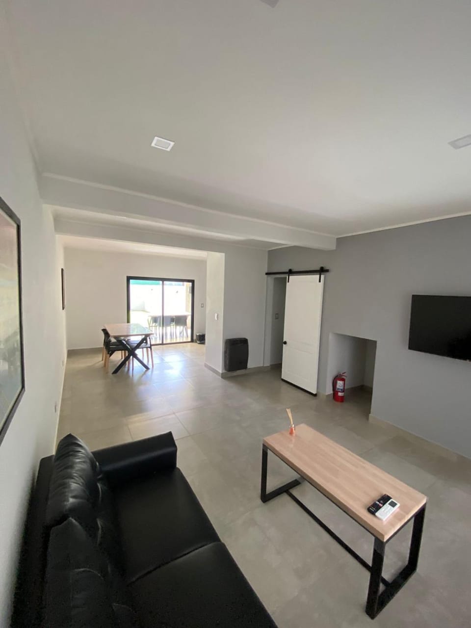 Communal lounge/ TV room, TV and multimedia, Living room, Seating area, Evening entertainment