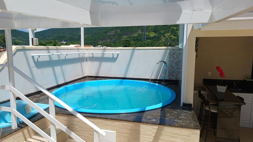Uma agradável morada para descansar com a família ! House in Florianopolis