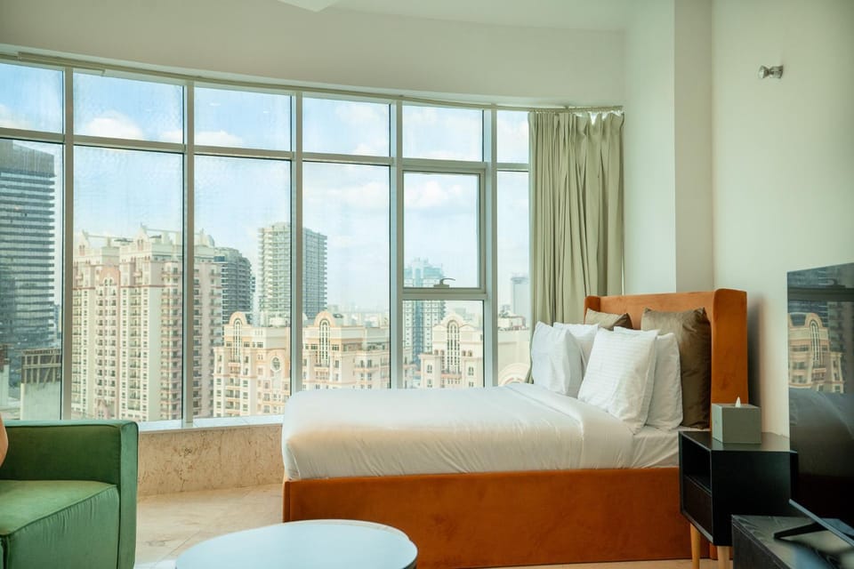 Bed, Living room, Seating area