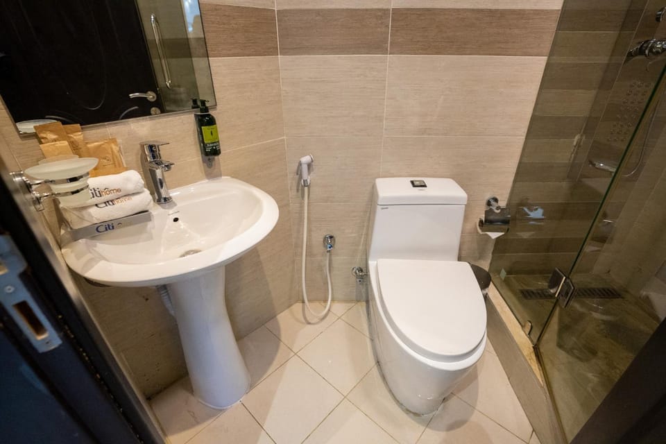 Shower, Toilet, Bathroom, bidet