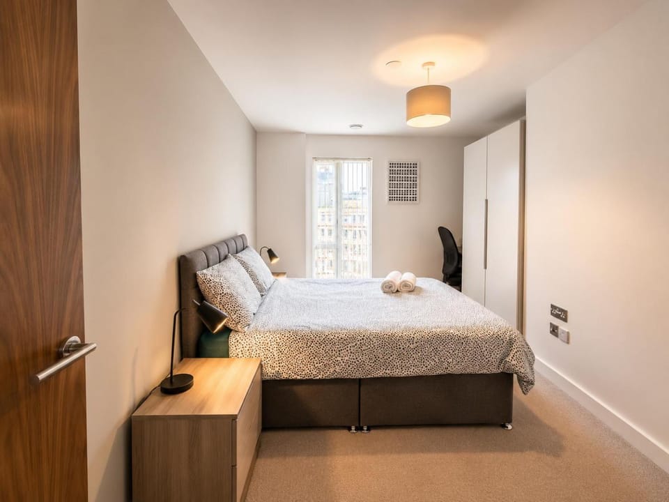 UniSuperHost Apartment in Manchester