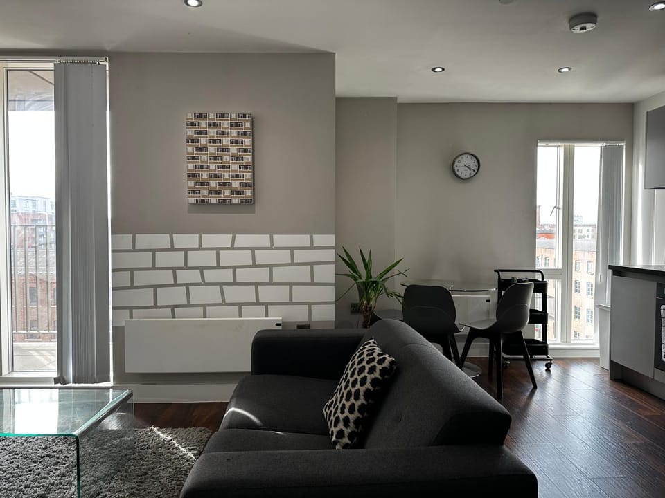 UniSuperHost Apartment in Manchester