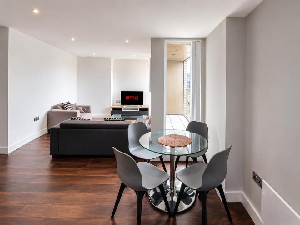 UniSuperHost Apartment in Manchester