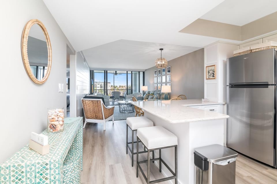 Full Reno Throughout I Views of Factory Bay Apartment in Marco Island