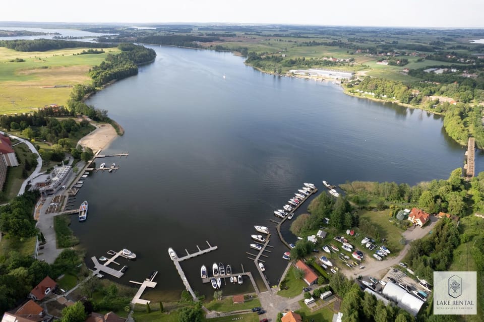 Bird's eye view, Lake view