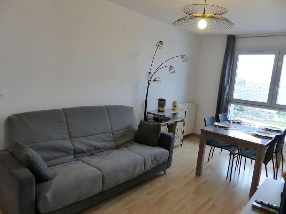 VULCAIN 4, 14ème, Ile de Nantes, vue exceptionnelle avec parking Apartment in Nantes