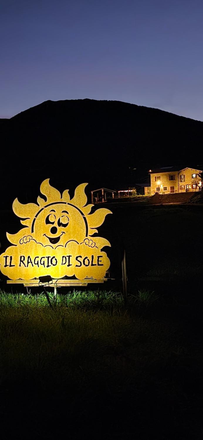 Agriturismo Il Raggio di sole di Orpello Farm Stay in Marche