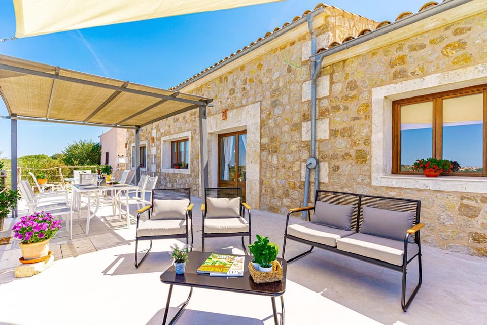 Property building, Patio, Spring, Day, View (from property/room), Balcony/Terrace, Living room, Seating area, sunbed