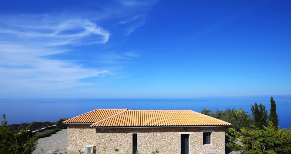 Property building, View (from property/room)