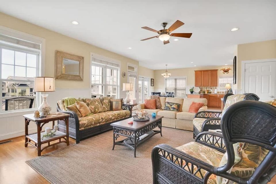 Doin` Time Canal Front home with elevator and extra living room House in Ocean Isle Beach