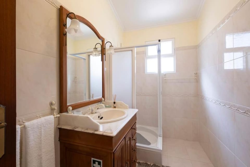 Vivenda Alves by GALMI House in Madeira District