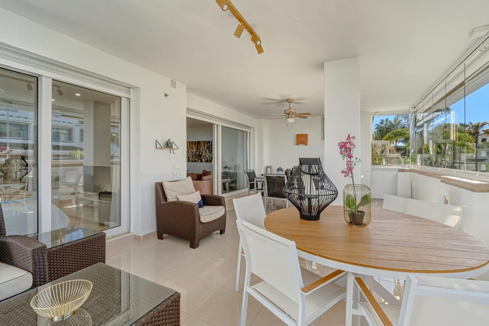 Las Cañas Beach - Marbella Golden Mile by Finest Rentals Apartment in Marbella