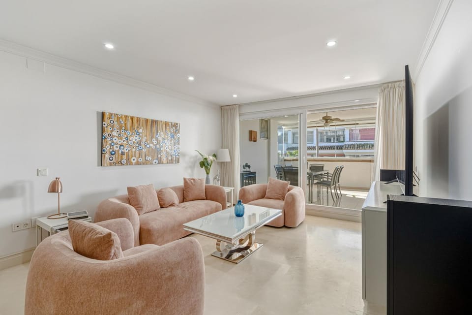 Las Cañas Beach - Marbella Golden Mile by Finest Rentals Apartment in Marbella