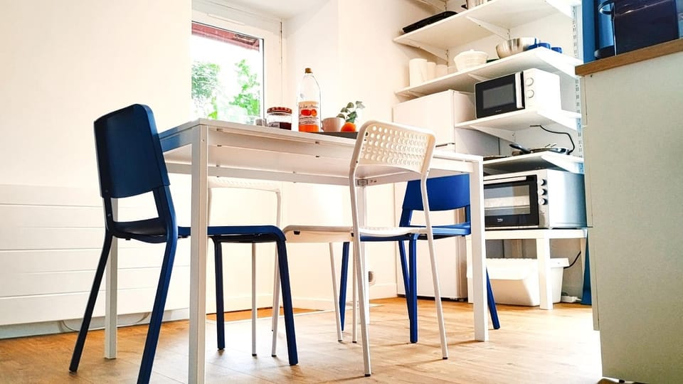 Dining area, minibar, pet friendly